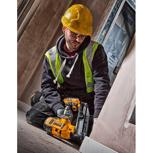 Chiodatrice DeWALT DCN660N (Solo corpo)