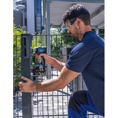 Avvitatore a massa battente BOSCH GDS 18V-330 HC (2 x 5,0 Ah + GAL18V-40 + L-Boxx 136)