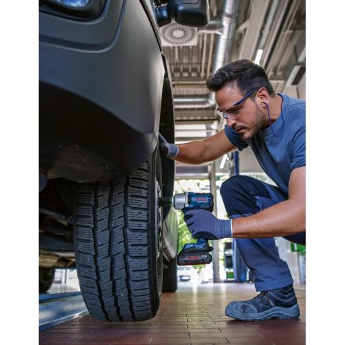 Avvitatore a massa battente BOSCH GDS 18V-450 PC (2 x 4,0 Ah ProCORE + GAL18V40 + L-Boxx 136 + modulo Bluetooth)