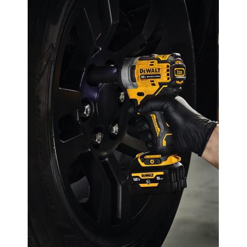 Avvitatore ad Impulsi DeWALT DCF901P2 (2 x 5,0 Ah + DCB115 + TSTAK II)