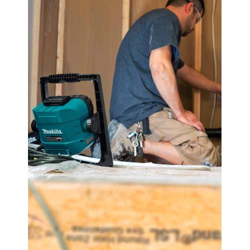 Faro LED MAKITA DML805Z (Solo corpo)