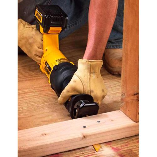 Sega Universale DeWALT DCS380N (Solo corpo)