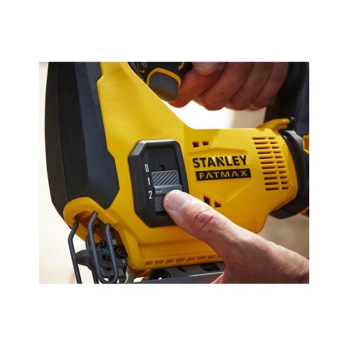 Seghetto Alternativo STANLEY FatMax SFMCS600D2T (2 x 2,0 Ah + Caricabatteria + TSTAK VI)