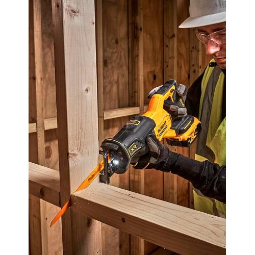 Sega Universale DeWALT DCS382D1T (1 x 2,0 Ah + DCB107 + TSTAK VI)