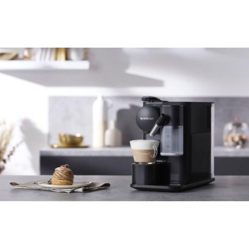 NESPRESSO LATTISSIMA ONE EN 510.B BY DELONGHI, NERO MOD. EN510.B EAN 8004399020399