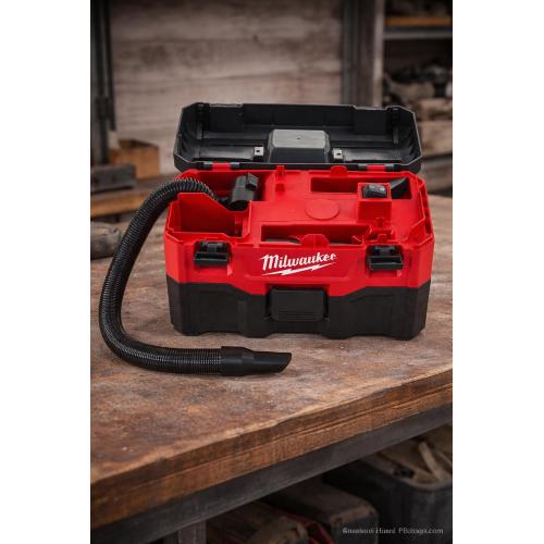 Aspiratore liquidi/solidi Milwaukee M18VC2-0 (solo corpo macchina corpo)
