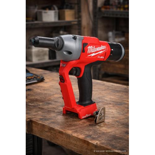Rivettatrice Milwaukee M18ONEFPRT-0X (solo corpo macchina corpo + HD BOX)