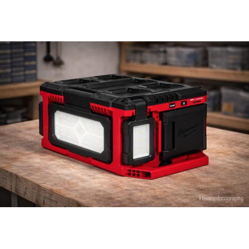 Torcia LED Milwaukee M18POALC-0 (solo corpo macchina corpo)