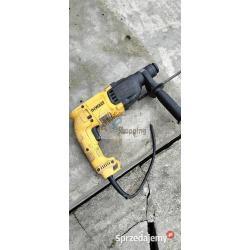 Trapano a percussione DeWalt D25033-QS 710W con arresto di profondità    