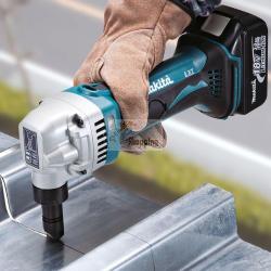Makita DJN161Z Cesoia roditrice a batteria 18V Li-ion (solo corpo) – 1900 giri/min