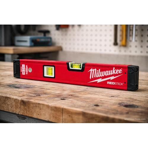 Milwaukee REDSTICK BACKBONE 40 cm livella a bolla