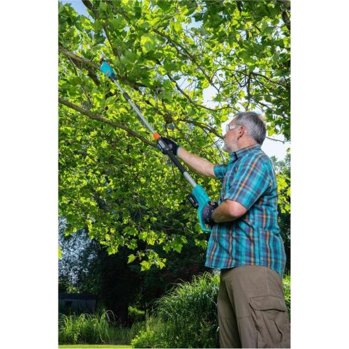 GARDENA POTATORE TELESC. A BATT. TCS 20/18V P4A SET PRONTO P. USO MOD. 14770-20 EAN 4078500054300