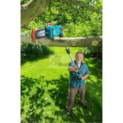 GARDENA POTATORE TELESC. A BATT. TCS 20/18V P4A SET PRONTO P. USO MOD. 14770-20 EAN 4078500054300