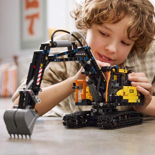 LEGO TECHNIC 42175 VOLVO FMX TRUCK & EC230 ELECTRIC EXCAVATOR MOD. 42175 EAN 5702017584096