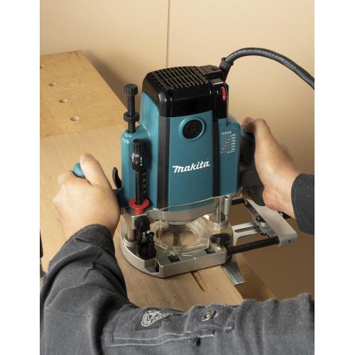 Fresatrice MAKITA RP2303FCXJ (2100 W)