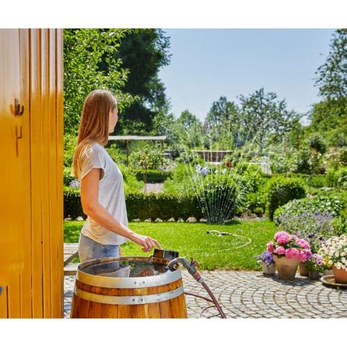 GARDENA 2000/2 18V P4A KIT POMPA A CIST.ACQUA PIOV.A BATT. MOD. 14602-20 EAN 4078500054119