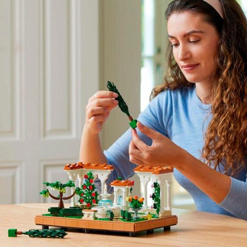 LEGO ICONS 10359 FOUNTAIN GARDEN MOD. 10359 EAN 5702017815879