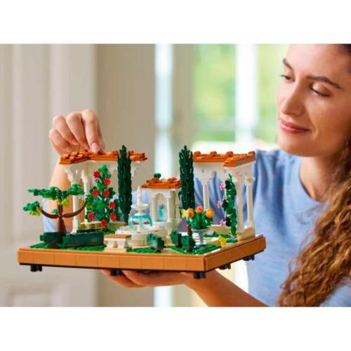 LEGO ICONS 10359 FOUNTAIN GARDEN MOD. 10359 EAN 5702017815879