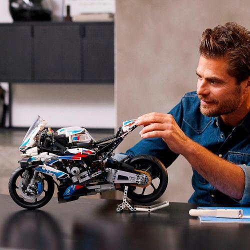 LEGO TECHNIC 42130 BMW M 1000 RR MOD. 42130 EAN 5702016912920