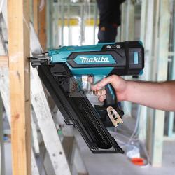 Chiodatrice a batteria 18V 50-90 mm, senza batteria e caricabatterie DBN900ZK