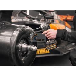 Avvitatore a impulsi a batteria DeWalt DCF85MP2T-QW da 1/4", 205 Nm, 3250 giri/min, 3800 colpi/min, 2 batterie da 5 Ah agli ioni di litio da 18 V con custodia.    