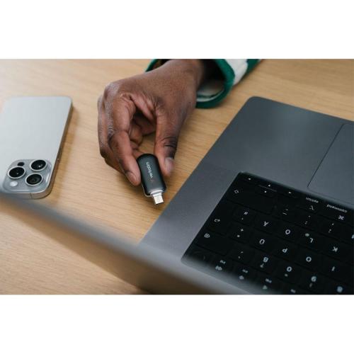 VERBATIM PLECTRA NERO 512GB USB-C FLASH DRIVE 30227 MOD. 30227 EAN 0023942302278