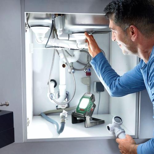 BOSCH TORCIA ELETTRICA UNIVERSAL LIGHT 18V-210 MOD. 06039A1300 EAN 4053423250770