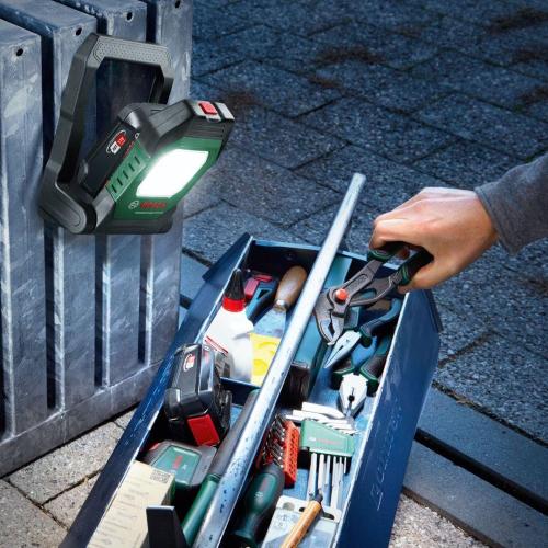 BOSCH TORCIA ELETTRICA UNIVERSAL LIGHT 18V-210 MOD. 06039A1300 EAN 4053423250770