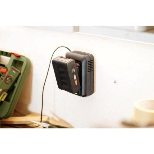 Trapano avvitatore a percussione a batteria Bosch ADVANCEDIMPACT18V-80 da 13 mm, 82 Nm, 1950 giri/min, 29250 colpi/min, 1 batteria da 2,5 Ah agli ioni di litio da 18 V con valigetta.    