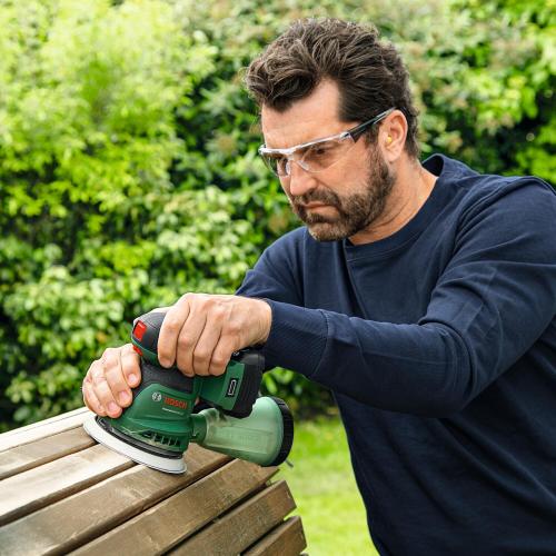 Levigatrice orbitale a batteria Bosch UniversalOrbit18V-20 da 125 mm, 23000 orbite/minuto, 1 batteria da 2 Ah, 18 V agli ioni di litio.    