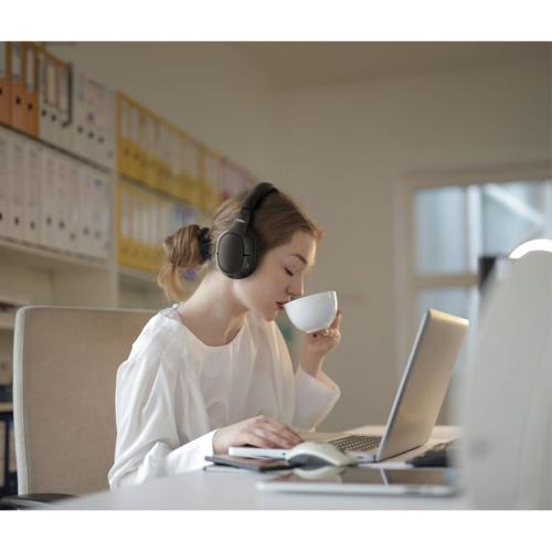 BELKIN SOUNDFORM ISOLATE CUFFIE SENZA FILI, SABBIA AUD008HQSA MOD. AUD008HQSA EAN 0745883901395