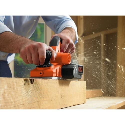 Black Decker KW750K-QS Pialla 2x82mm 17000 giri/min 750W con Valigetta