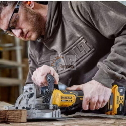 DeWalt DCW682NT-XJ fresa a biscotto cordless 102 mm 9000 giri/min 18V Li?Ion