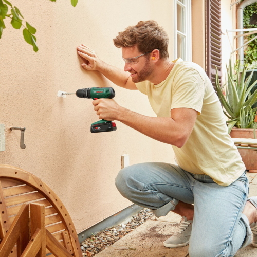 Bosch EasyImpact 18V-40, trapano a percussione a batteria 18V sistema Easy, fornito in valigetta per foratura e avvitamento su legno metallo e muratura.