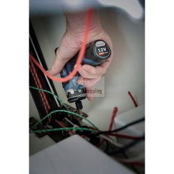 Bosch GSR 12V-15 FC è un trapano avvitatore a batteria da 12 volt con sistema FlexiClick per cambio rapido della testa di lavoro.