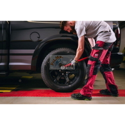 GEDORE red chiave dinamometrica con attacco 3 / 4" e campo di coppia 80-400 Nm, ideale per serraggi di precisione in officina e manutenzione professionale.