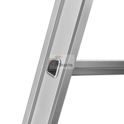 La scala Hailo Master D100 2 x 4 Stufen-Leiter è una scala doppia in alluminio con 8 gradini antiscivolo, versatile come scala autoportante o due scale singole.