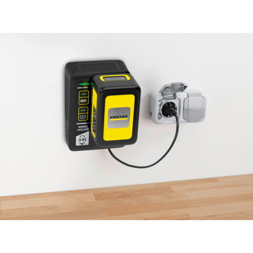 Kärcher Battery Power 36V Schnellladegerät, caricabatterie rapido per batterie al litio 36V con monitoraggio intelligente di temperatura e stato.