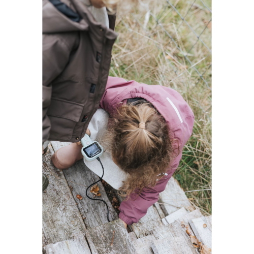 Kidywolf Kinder Endoskopkamera, un endoscopio a telecamera per bambini, progettato per esplorare in modo sicuro e intuitivo spazi difficili da raggiungere.