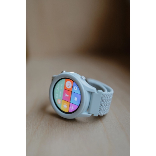Kidywolf Smart-Watch grün è uno smartwatch per bambini dal design robusto e colore verde.
