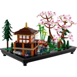 LEGO Icons 10315 Garten der Stille è un set da costruzione per adulti della linea LEGO Icons, ispirato a un giardino zen per un’esperienza di relax.