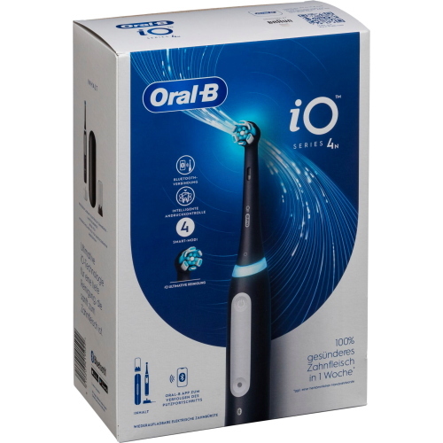 Oral-B iO Series 4 è uno spazzolino elettrico nero opaco con custodia da viaggio inclusa.