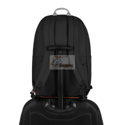 Pacsafe GO 25L zaino nero jet con capacità di 25 litri, ideale per viaggi e uso quotidiano.
