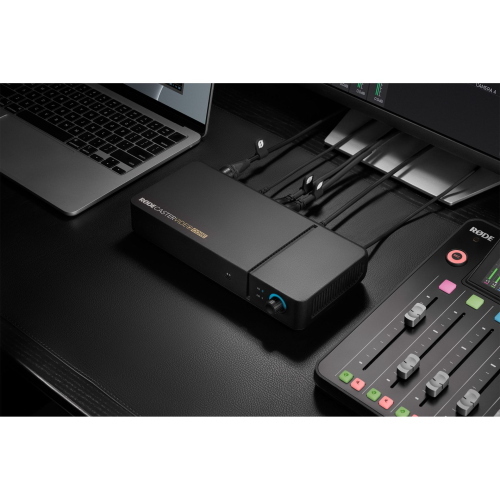 Rode RØDECaster Video Core nero è una console di produzione video e audio all-in-one per creator e streamer.