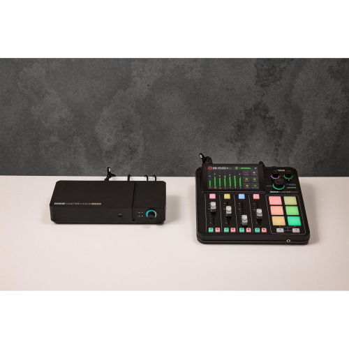 Rode RØDECaster Video Core nero è una console di produzione video e audio all-in-one per creator e streamer.