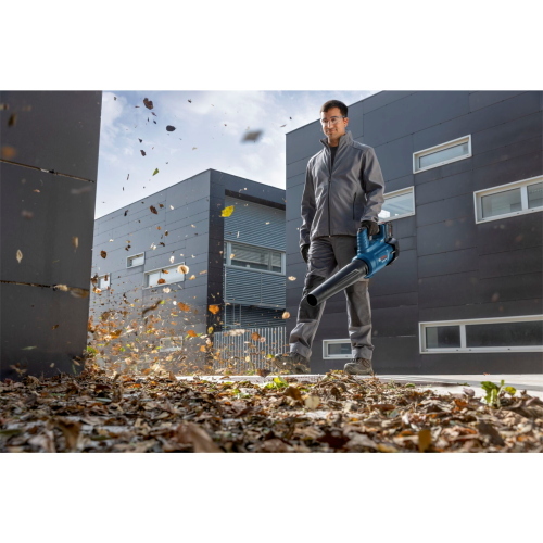 Bosch GBL 18V-750, soffiatore a batteria professionale senza fili per giardino, utensile solo compatibile con sistema Bosch 18V.