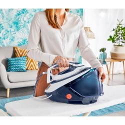 Tefal GV 9221 è un prodotto della linea Tefal di cui al momento non sono disponibili specifiche tecniche dettagliate nella scheda ufficiale.