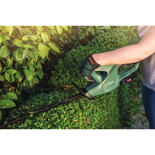 Bosch EasyHedgeCut18-45 a batteria Grass Shear 45cm 2x2Ah 18V Li-Ion