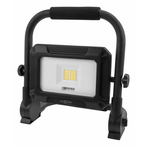 Ansmann FL20W-R faretto LED ricaricabile da 20W con 2000 lumen per illuminazione potente e portatile.
