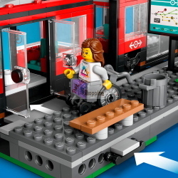 LEGO City 60423 set tram con fermata, dettagliato, gioco di ruolo